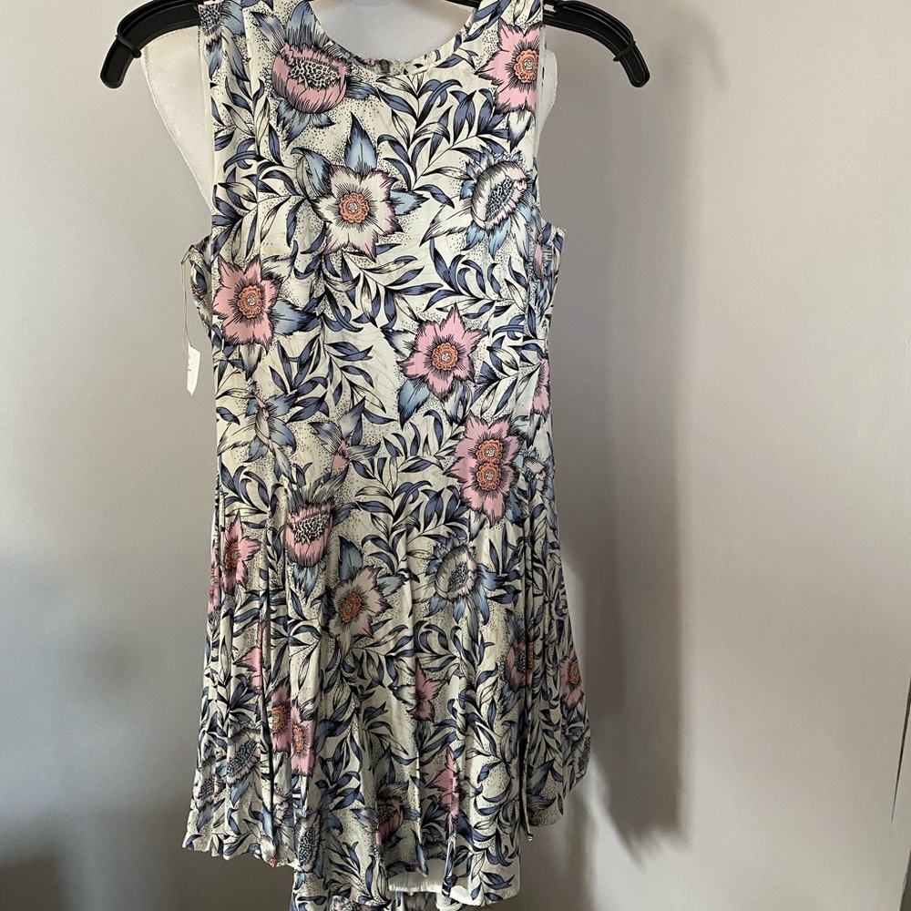 Floral dress zipper back size 8 HM